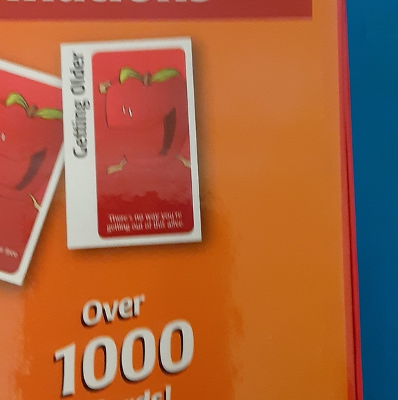 Apple to Apple's Mattel Party and Junior - Picture 2 of 9